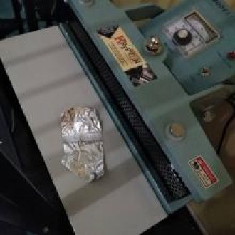  SELLADORA A PEDAL PARA LAMINADOS